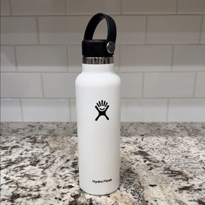 Hydro Flask Classic White Bottle with Black Lid